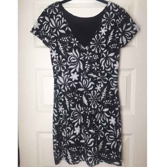 Black and white sequin dress - Picture 2 of 3